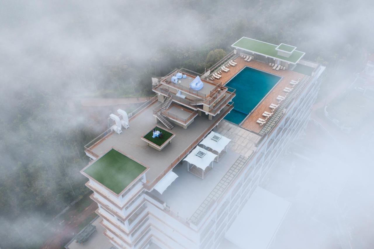 Vibe Munnar Hotell Exteriör bild